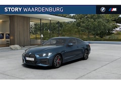 BMW 4-serie Coupé - 420i M Sport Automaat / Schuif-kanteldak / Achteruitrijcamera / Adaptieve LED / Comfort Ac