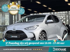 Toyota Yaris - 1.5 Hybrid First Edition Automaat 115PK | Carplay | Adaptieve Cruise Control | Trekhaak |
