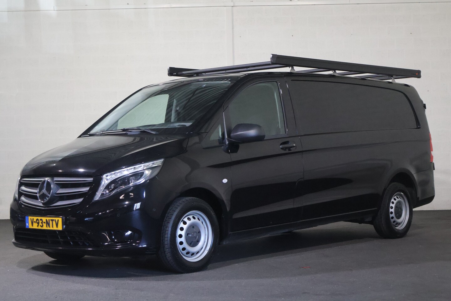 Mercedes-Benz Vito - 116 CDI Extra Lang Automaat Led Camera 2.5T Trekhaak - AutoWereld.nl