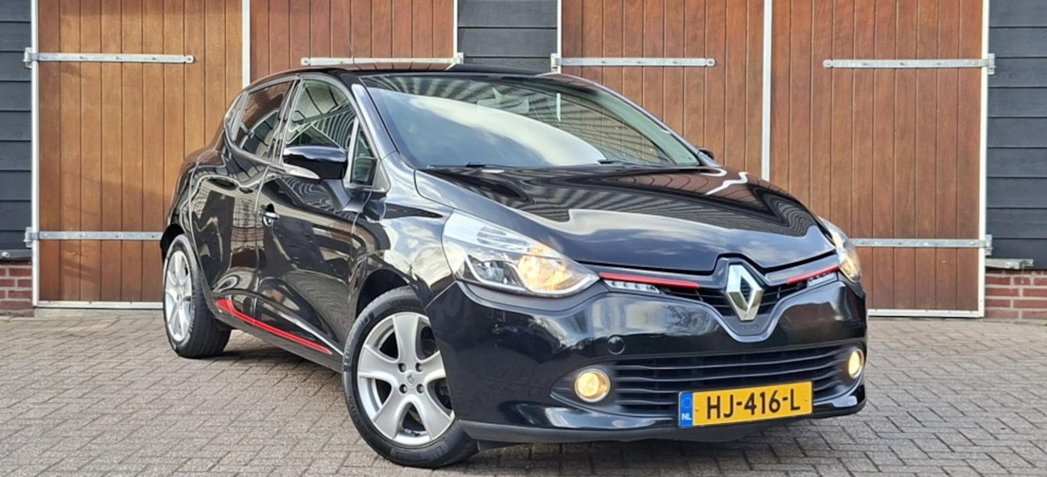 Renault Clio - 0.9 TCe Dynamique 0.9 TCe Dynamique, Stoelverwarming, Camera en Bluetooth - AutoWereld.nl