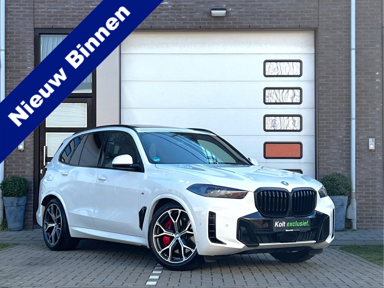 BMW X5 - xDrive50e High Executive M Sport / BMW Nieren Iconic Glow / Head-UP / Panodak / Luchtverin - AutoWereld.nl
