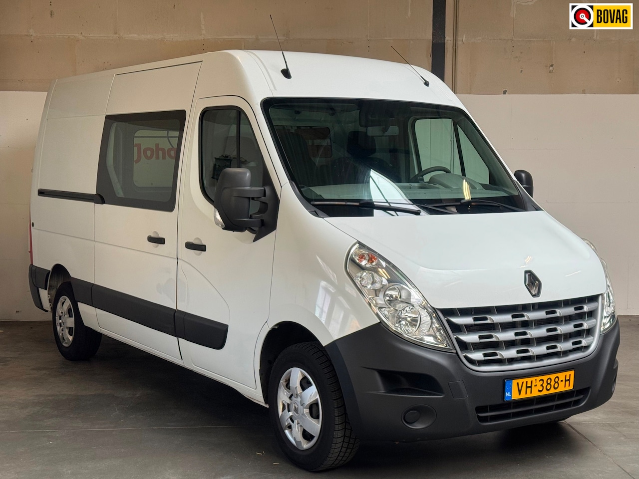 Renault Master - T35 2.3 dCi L2H3|Bluetooth|Navi|3-zits| - AutoWereld.nl