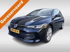 Volkswagen Golf - 1.5 eHybrid 204 pk Life Edition Comfort DSG Automaat App-Connect Wireless / Achteruitrijca