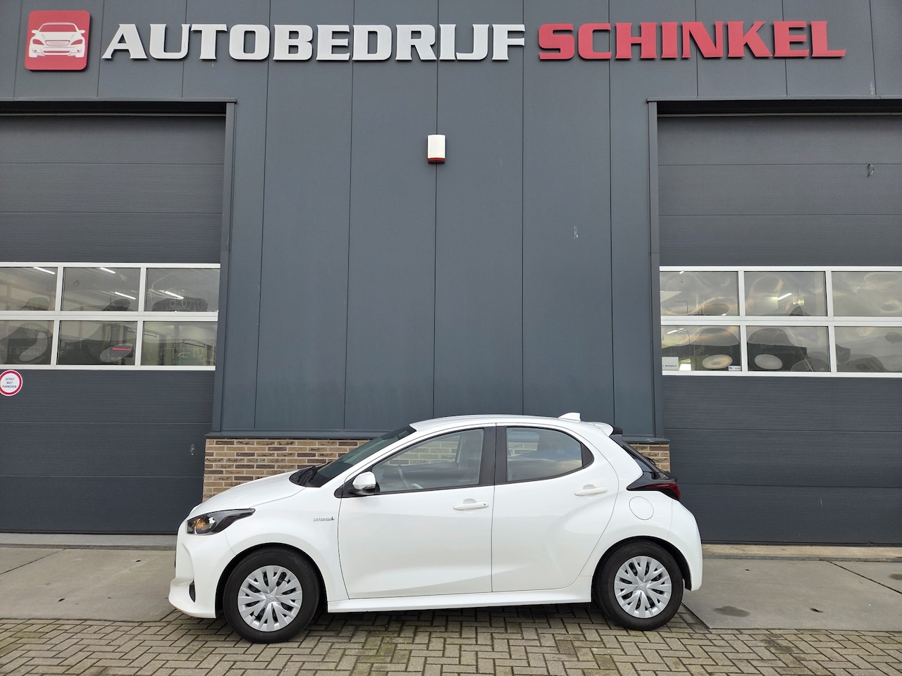 Toyota Yaris - 1.5 Hybrid Active 1.5 Hybrid Active - AutoWereld.nl