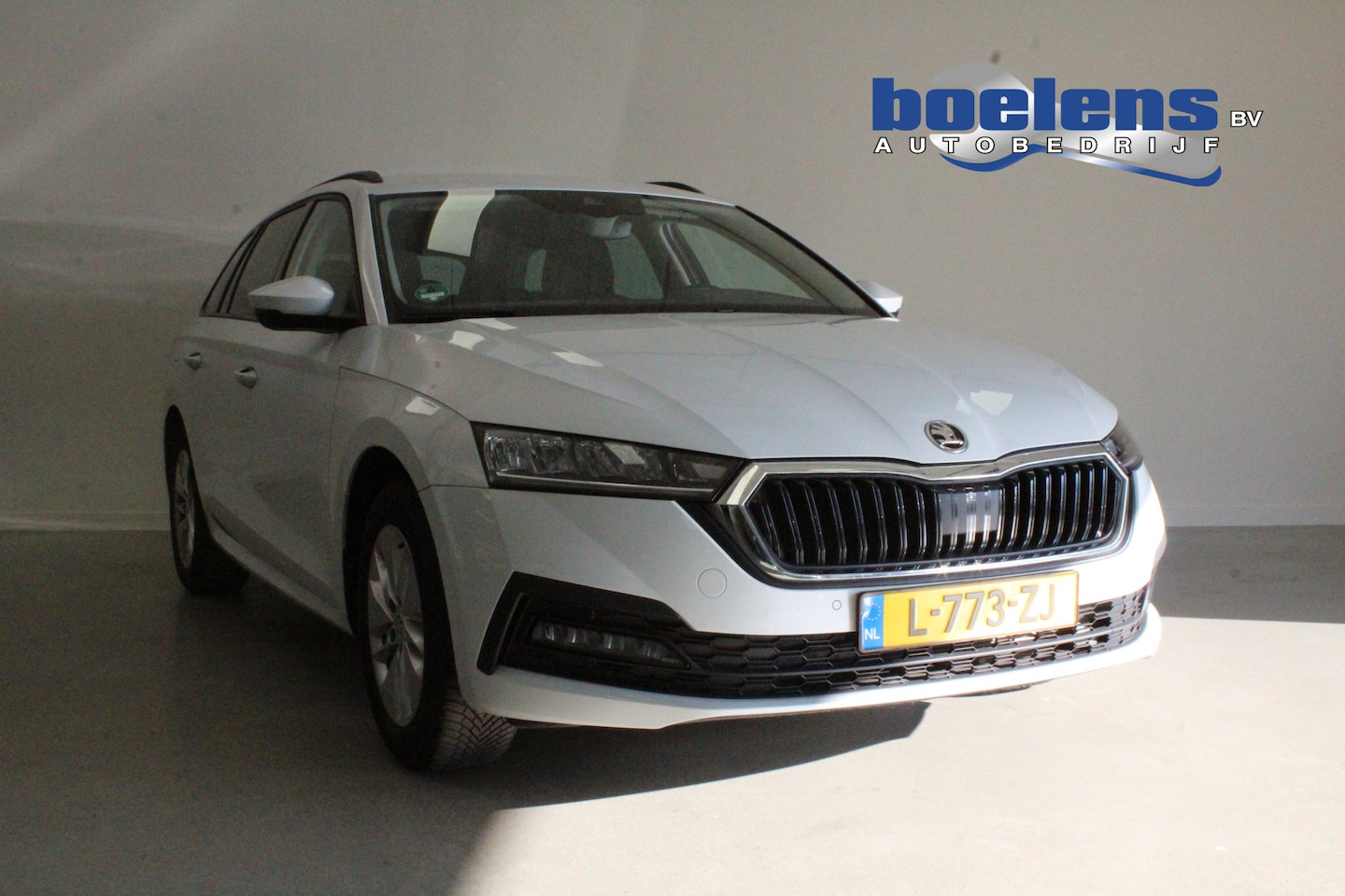 Skoda Octavia Combi - 1.0 TSI Business Edition | AFN-TRHAAK | CLIMA | CRUISE | PDC-V/A | CARPLAY | 16'LMV | DAB - AutoWereld.nl