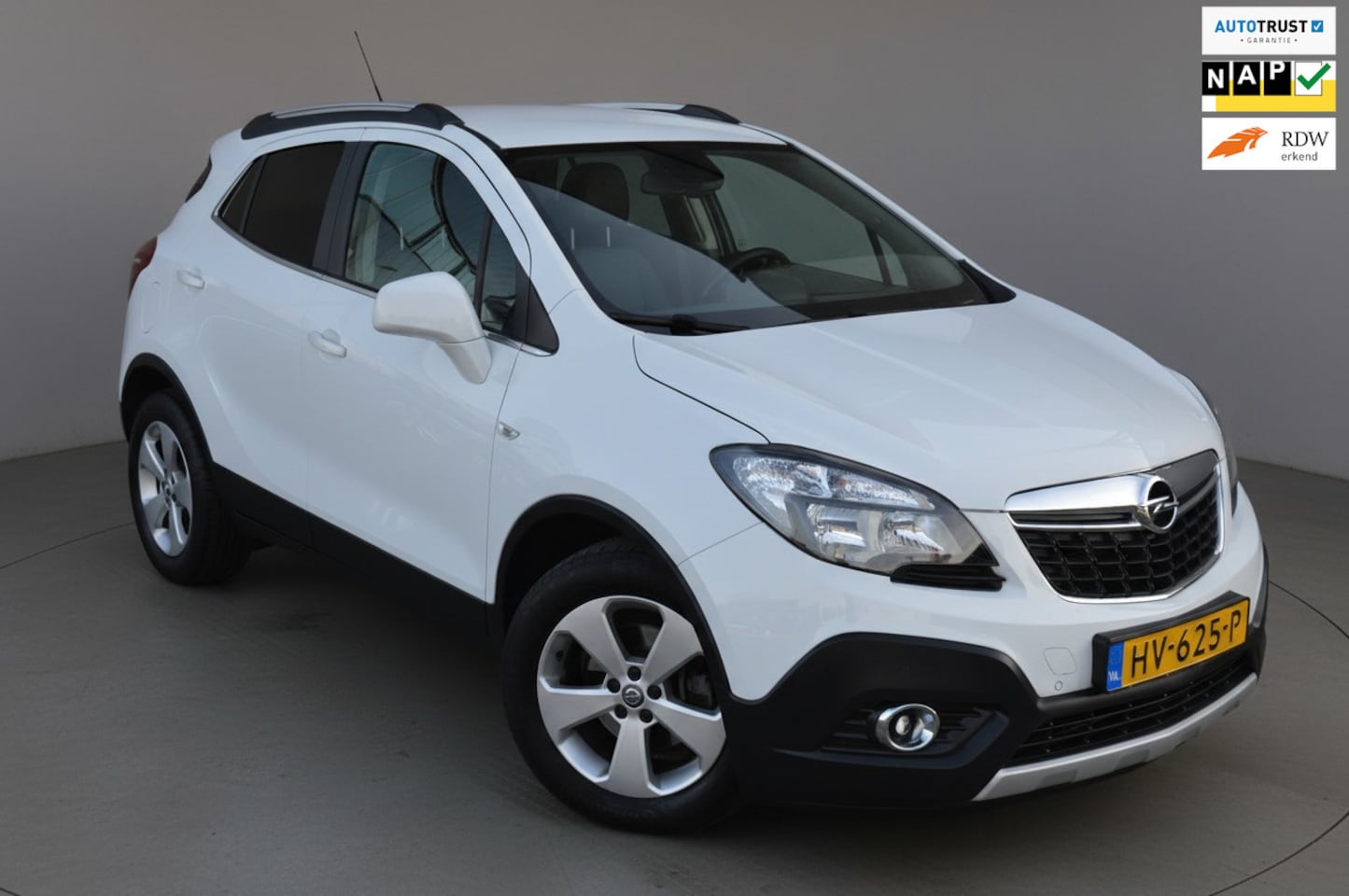 Opel Mokka - Clima|Cruise|Navi|Trekhaak|2e eigenaar! - AutoWereld.nl