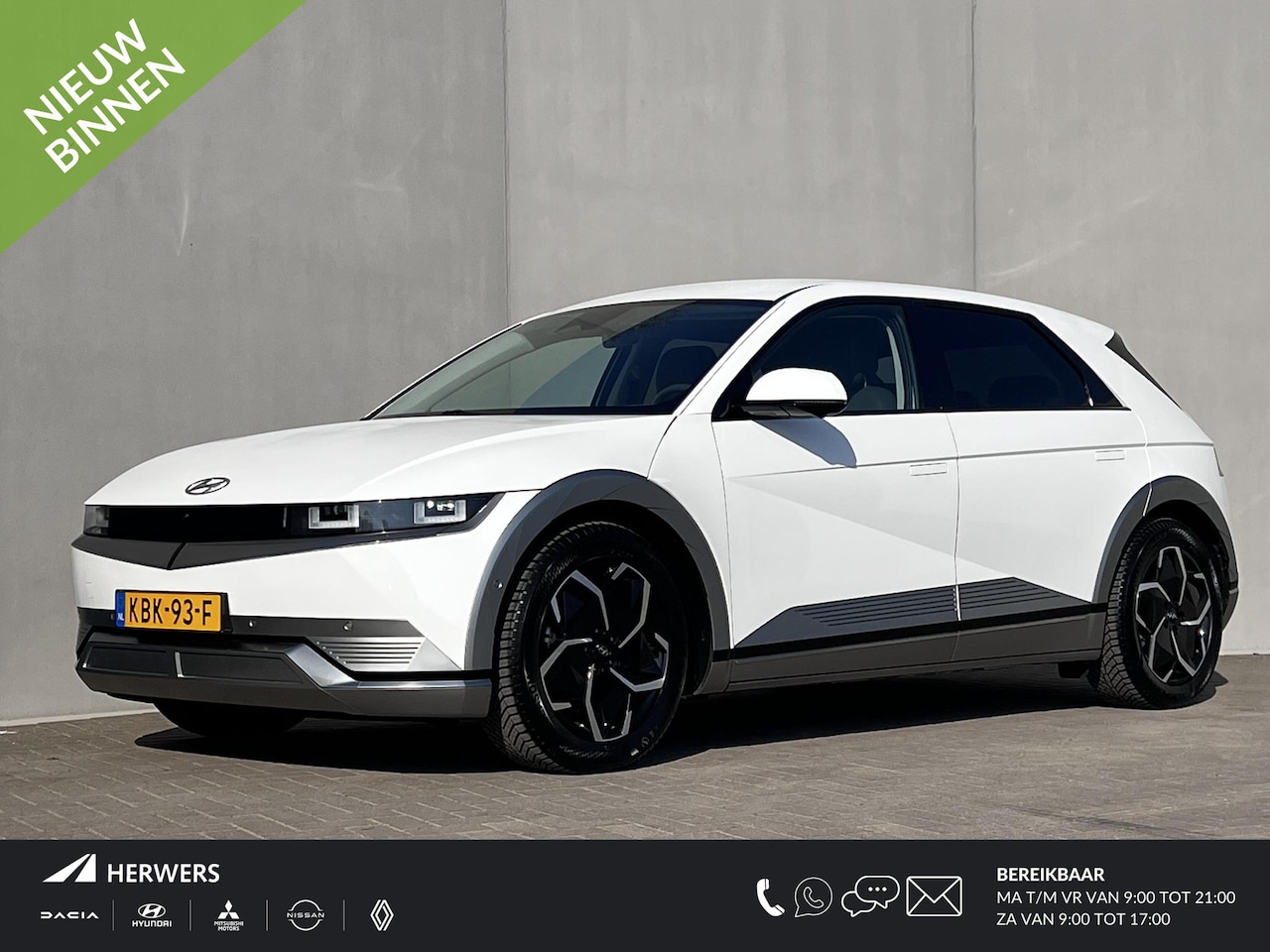 Hyundai IONIQ 5 - Connect 77.4 kWh Automaat / Dealer onderhouden / Accu SoH 100% / 1.600 kg afn. trekhaak / - AutoWereld.nl