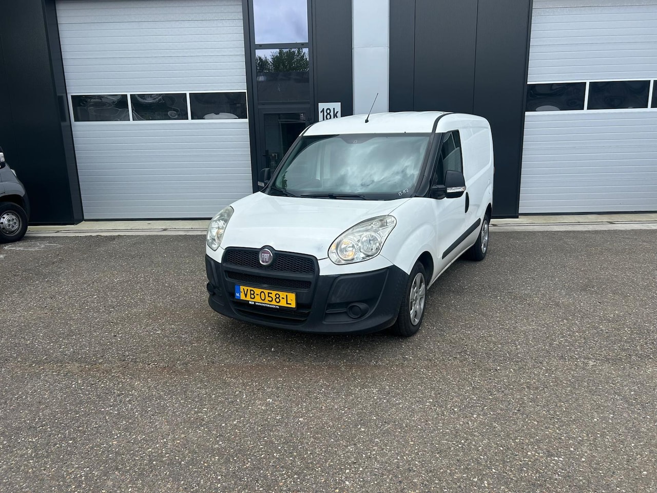 Fiat Doblò Cargo - 1.3 MultiJet airco motor lagersl/licht/hoorbaar - AutoWereld.nl