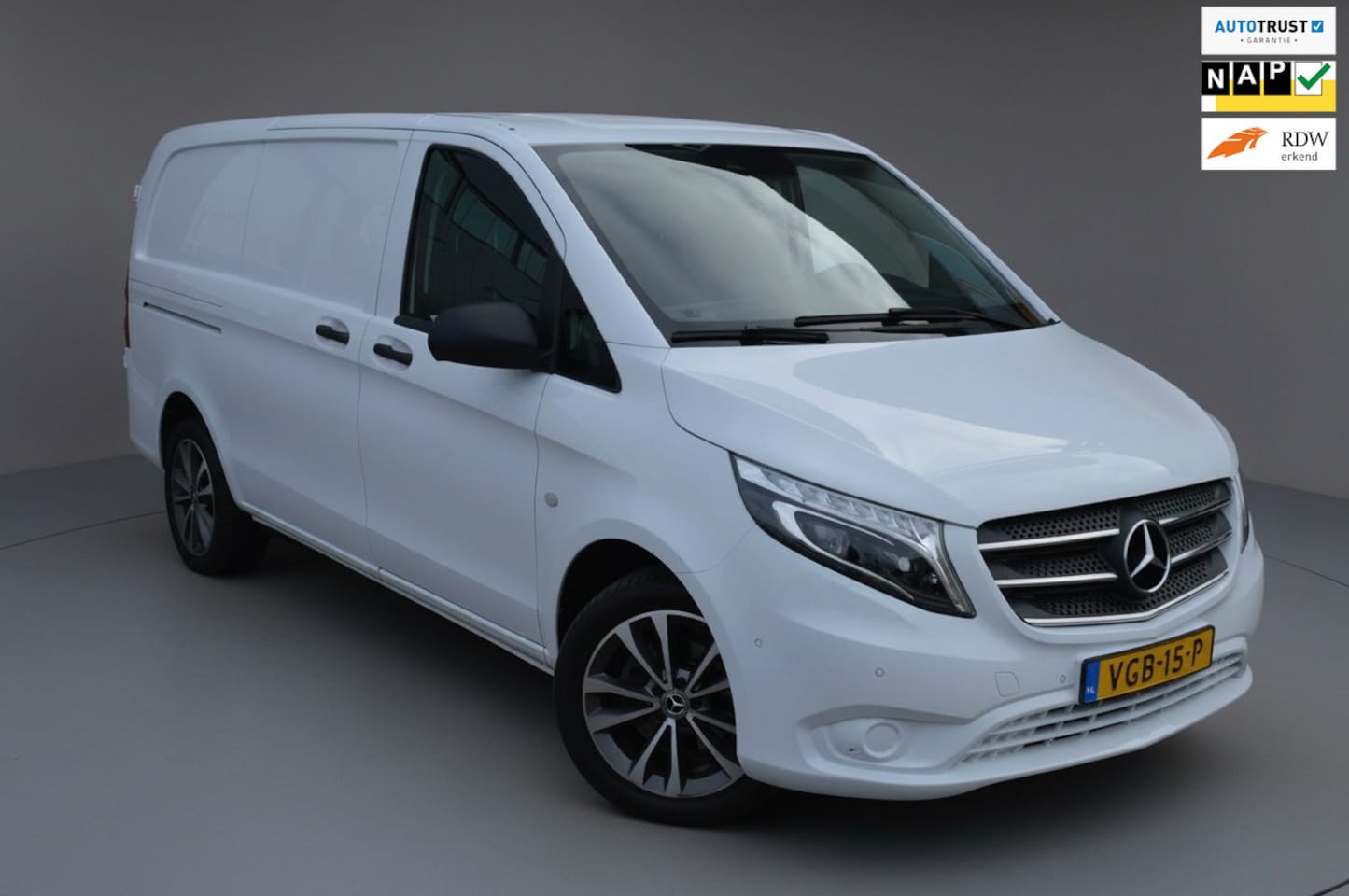 Mercedes-Benz Vito - Lang|Auto.|LED|Clima|Trekhaak|80DKM! - AutoWereld.nl