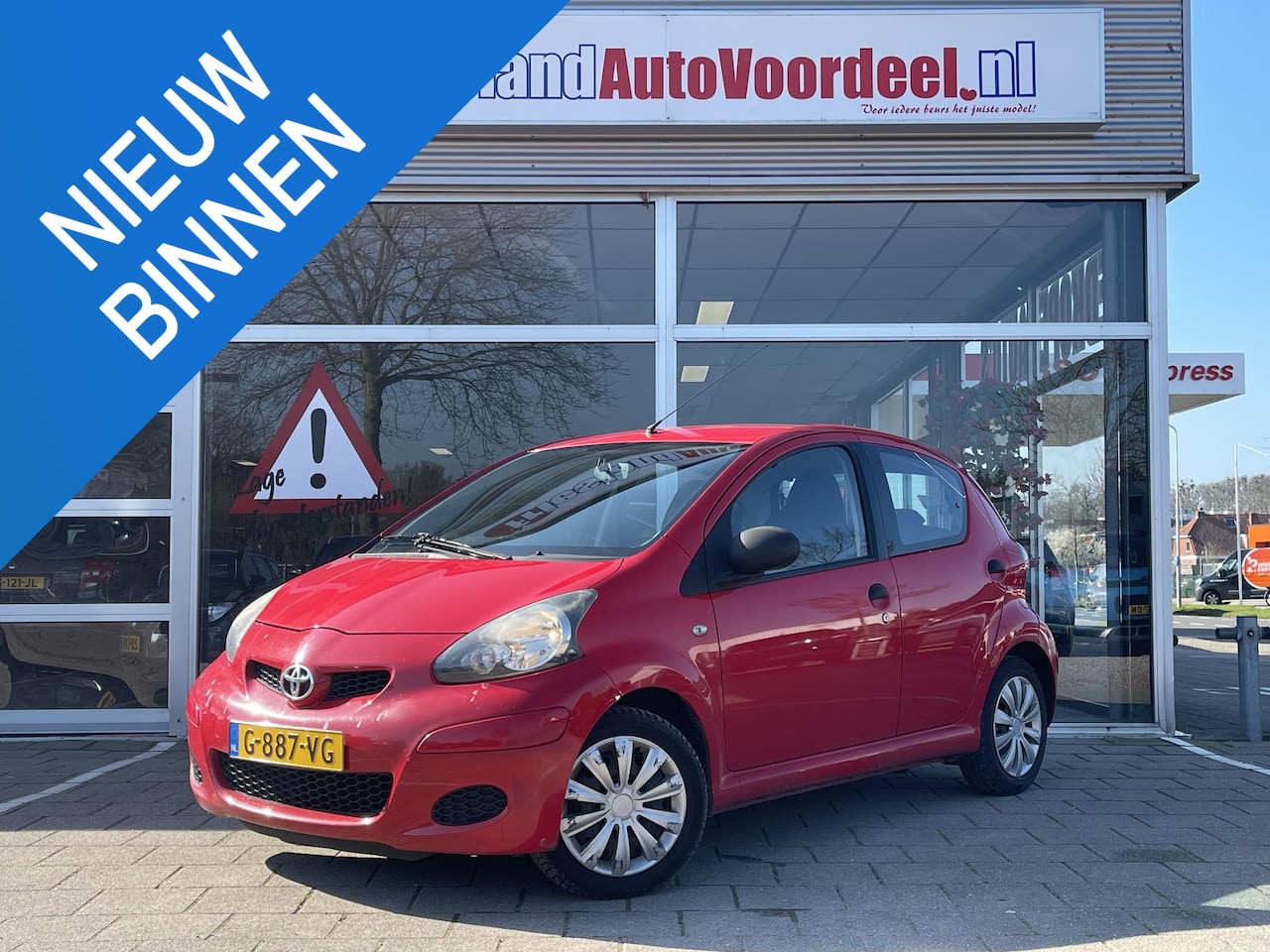 Toyota Aygo - 1.0-12V Access 5 Deurs / APK: 8-2024 / Zeer netjes / 2011 - AutoWereld.nl