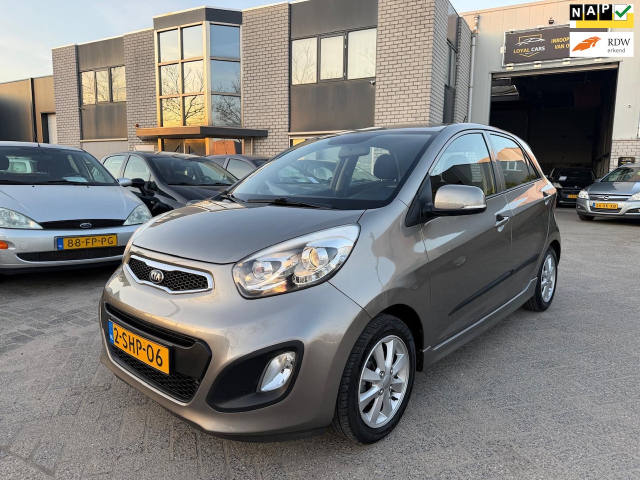 Kia Picanto - 1.0 CVVT ISG Plus Pack Airco Elekt Ramen Nap - AutoWereld.nl
