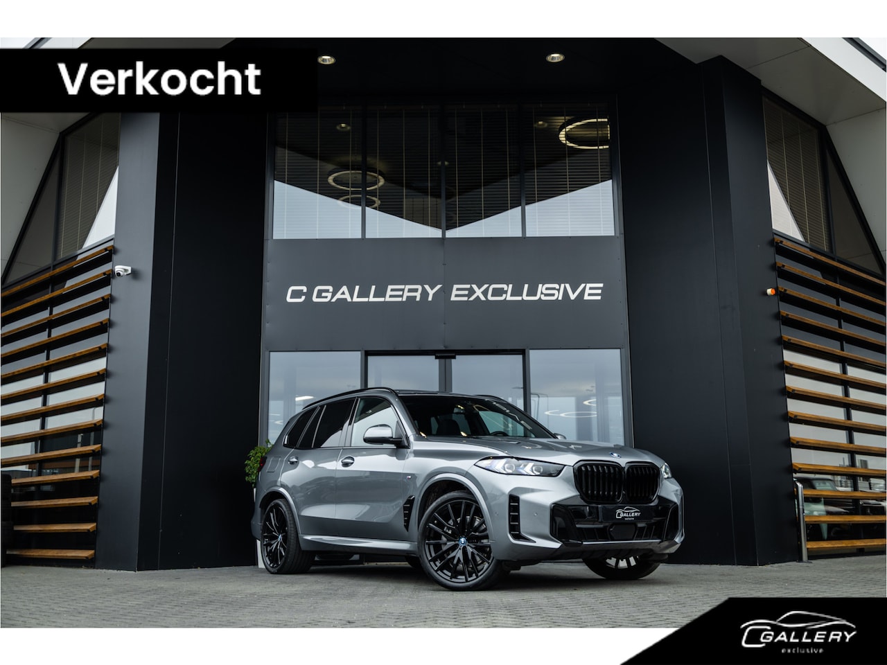 BMW X5 - xDrive50e - M Sport | Panorama | H&K | Luchtvering | Memory - AutoWereld.nl