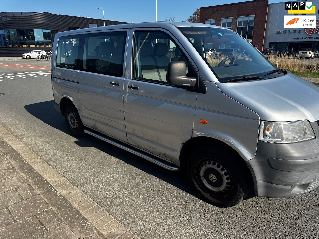 Volkswagen Transporter Kombi - 1.9 TDI 300 Baseline 1.9 TDI 300 Baseline - AutoWereld.nl