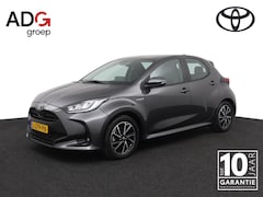 Toyota Yaris - 1.5 Hybrid Dynamic | Lage kilometerstand | Parkeercamera | Navigatie |