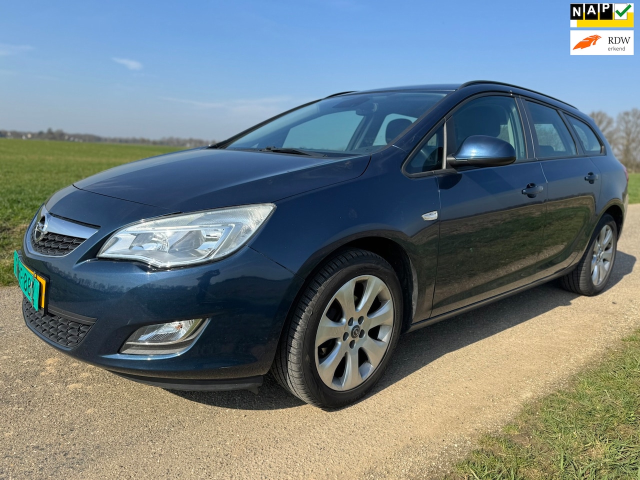 Opel Astra Sports Tourer - 1.4 Turbo Edition|trekhaak| - AutoWereld.nl