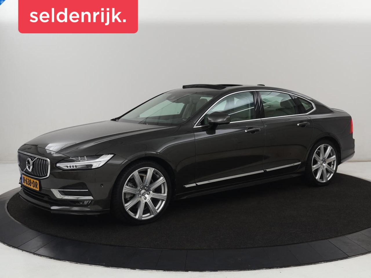 Volvo S90 - 2.0 T4 Business Luxury+ | Schuifdak | Stoelventilatie | Head-Up | Massage | Standkachel | - AutoWereld.nl