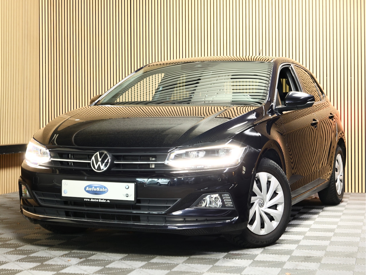 Volkswagen Polo - 1.0 TSI Highline NAVI CLIMA PDC ACC MODI CAMERA "20 - AutoWereld.nl
