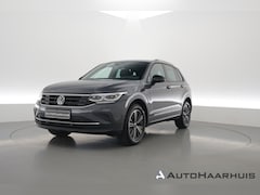 Volkswagen Tiguan - 1.4 TSI eHybrid | SOH 89, 1% | HUD | IQ Light | Keyless | Stoel- Stuurverw. | Adapt. Cruis