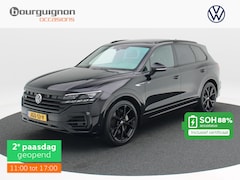 Volkswagen Touareg - 3.0 TSi eHybrid 462 Pk 4Motion R-Line | Panoramadak | Adaptive Cruise | Black Style | Dyna