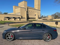 Alfa Romeo Giulia - 2.0T Super Squadra, Dealeronderhouden, vele opties