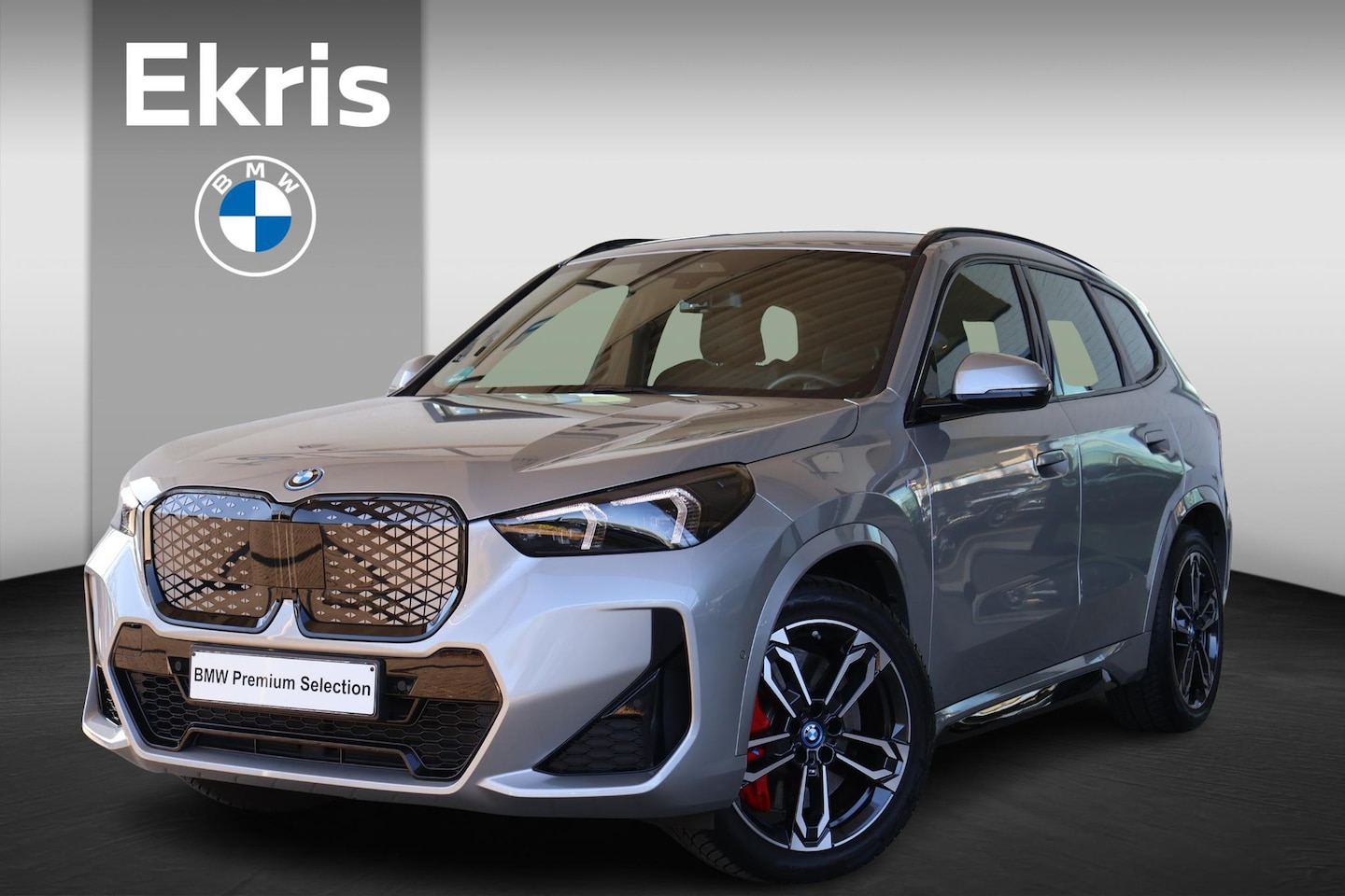 BMW iX1 - eDrive20 67 kWh M Sport Edition | M Sport Pro | elektrisch verstelbare stoel(en) met geheu - AutoWereld.nl