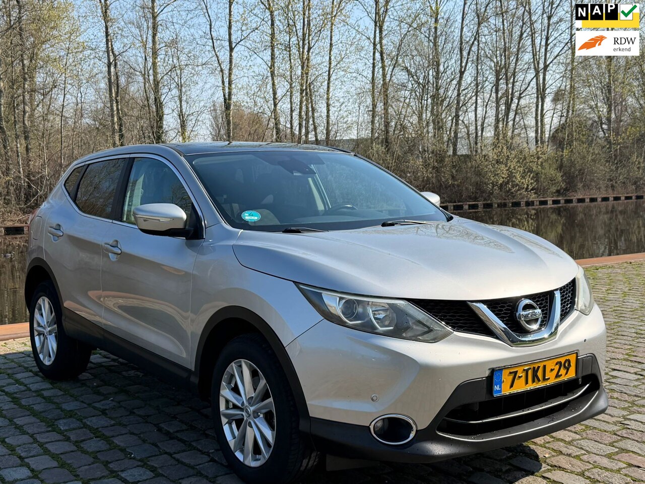 Nissan Qashqai - 1.2 Connect Edition 2e eigenaar dealer onderhouden panorama dak cruis control navigatie - AutoWereld.nl