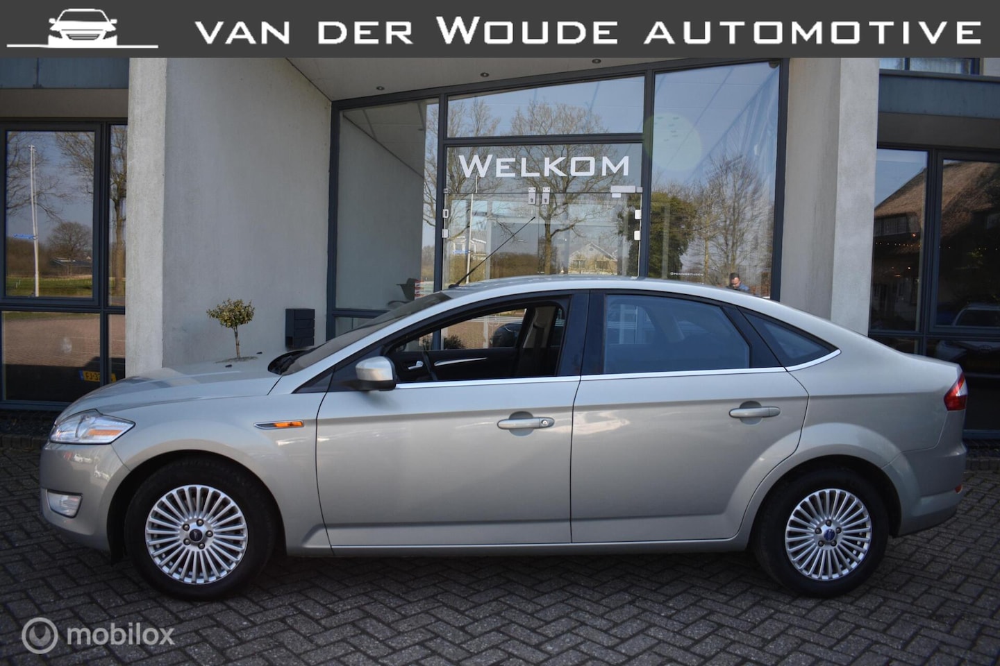 Ford Mondeo - 2.0-16V Trend|Clima|Cruise|LM wiel|12-3-2027 APK - AutoWereld.nl