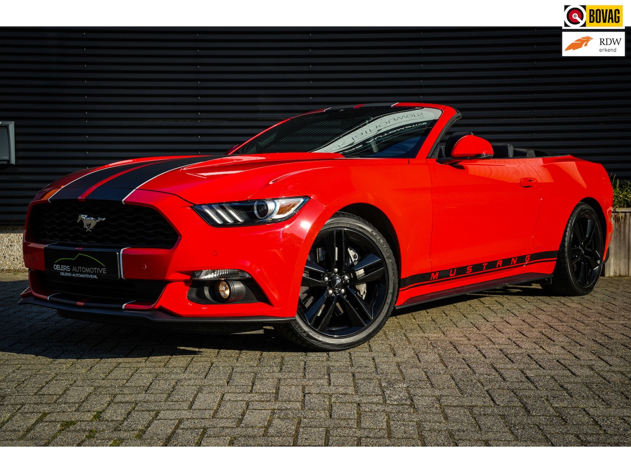 Ford Mustang Convertible - 2.3 EcoBoost 317pk| 1 Eigenaar | EU-Model | 100% Ford Service | GT-Pack | Full Options! | - AutoWereld.nl