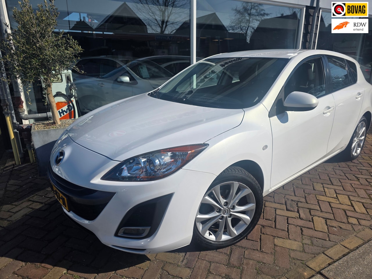 Mazda 3 - 1.6 Business Plus 1.6 Business Plus,metalic wit - AutoWereld.nl