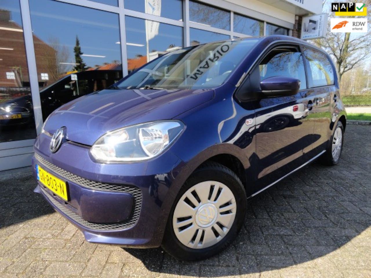 Volkswagen Up! - 1.0 move up! BlueMotion Airco - AutoWereld.nl