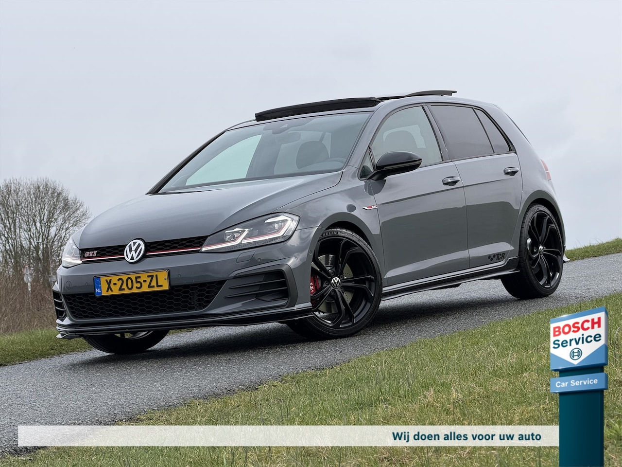 Volkswagen Golf - 7.5 2.0 TSI GTI TCR 290PK / Pano / Dynaudio / Custom Exhaust / Dcc / Keyless / Camera / Vi - AutoWereld.nl
