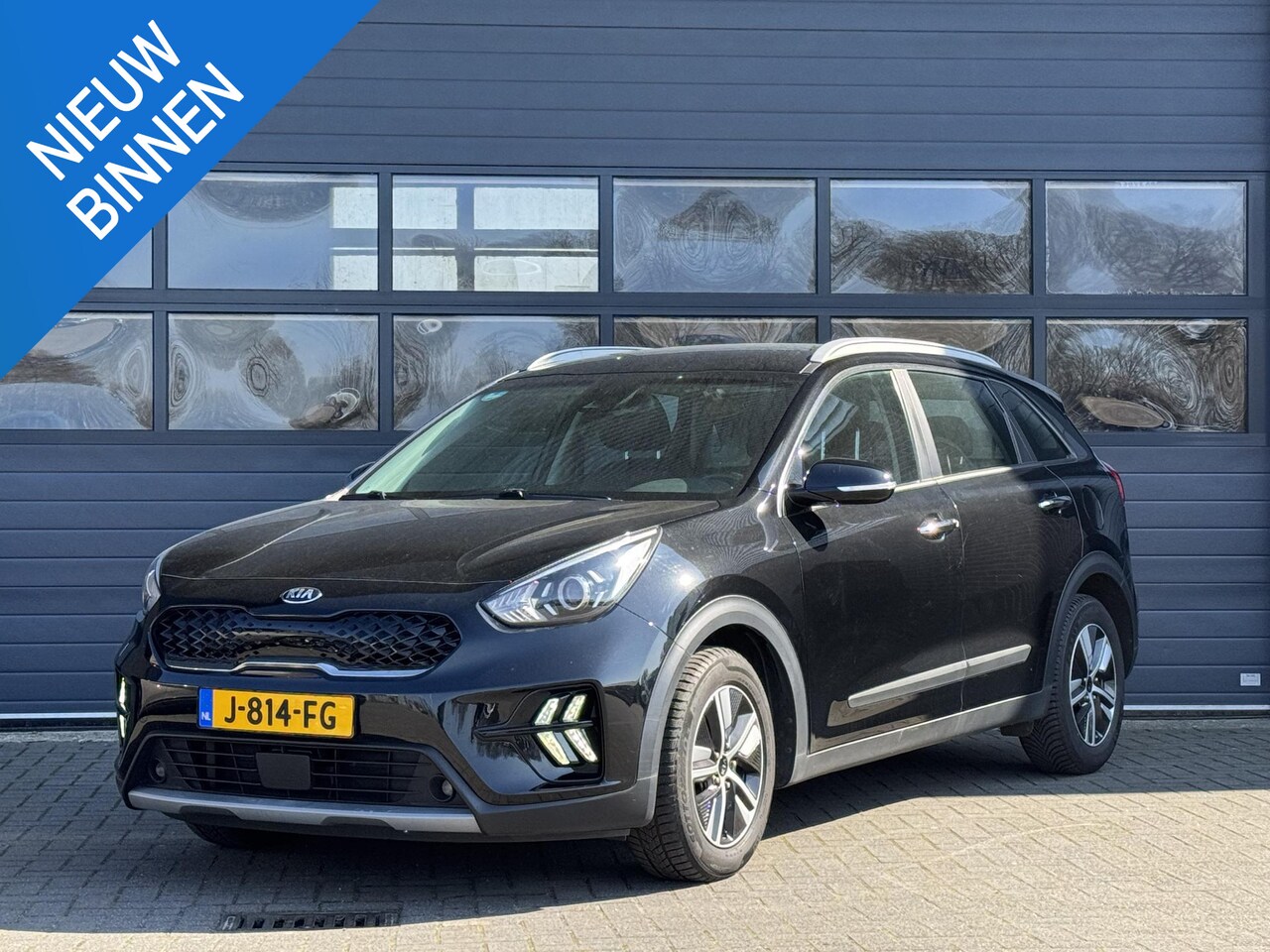 Kia Niro - 1.6 GDI HYBRID DYNAMICLINE I P-CAMERA I CLIMATE CONTROL I APPLE CARPLAY I ADAPTIVE CRUISE - AutoWereld.nl