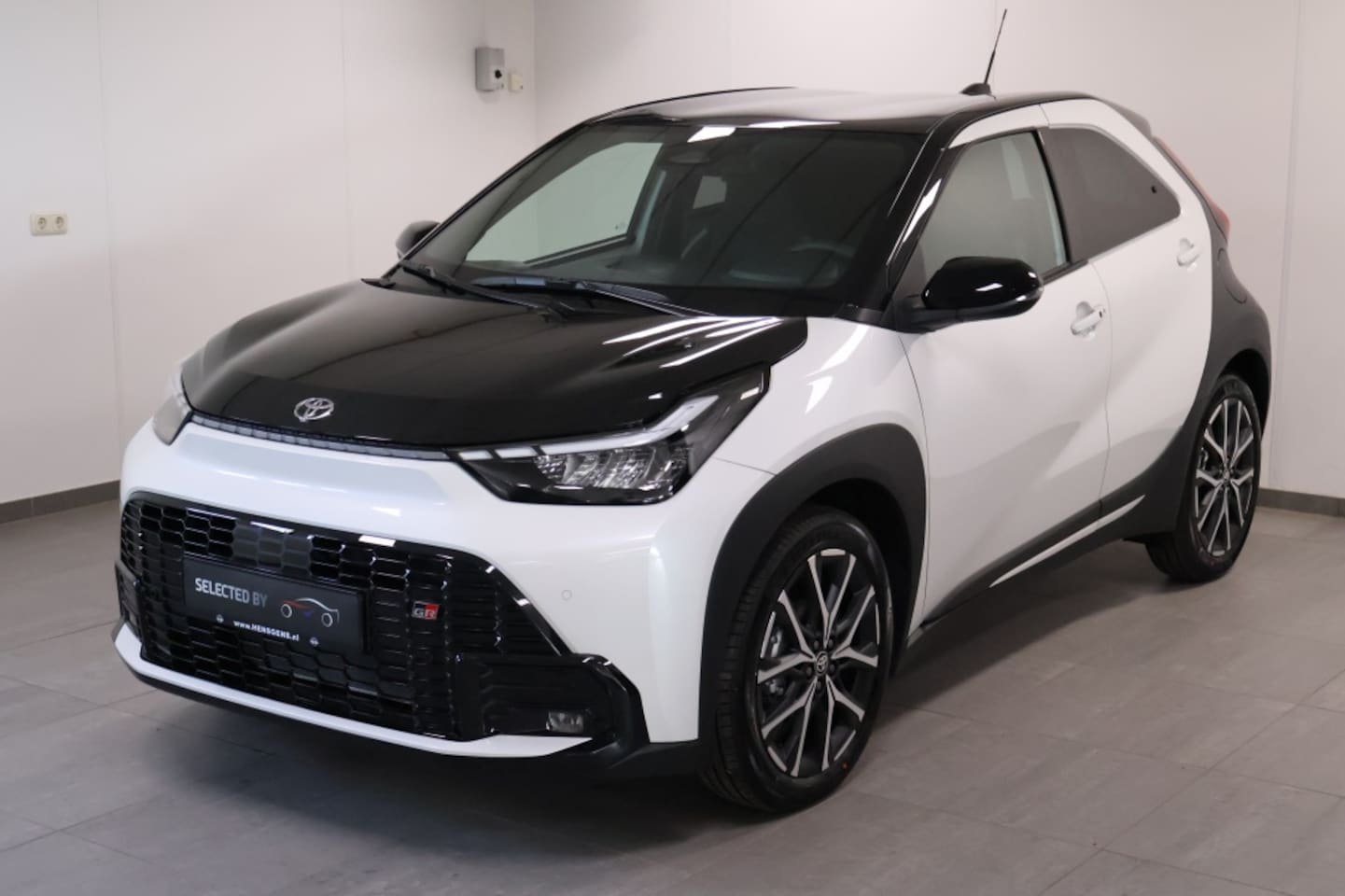 Toyota Aygo X - Hybrid 115 GR Sport | MY26 | €1.250 Voordeel - AutoWereld.nl