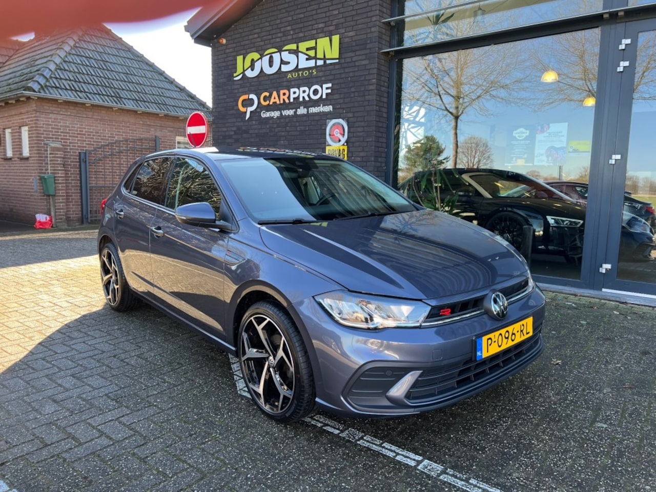 Volkswagen Polo - 1.0 TSI LIFE R LINE - AutoWereld.nl