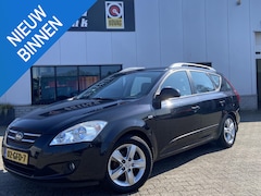 Kia Cee'd Sporty Wagon - 1.6 Business Edition Trekhaak ECC AIRCO