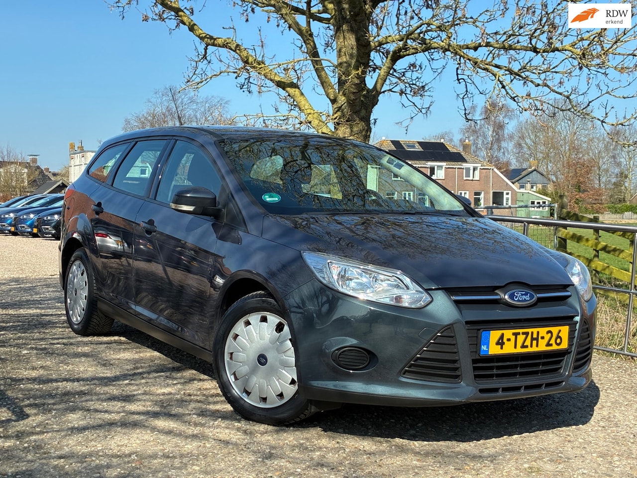 Ford Focus Wagon - 1.6 TDCI Lease Trend | Cruise + Airco + Navi Nu € 4.975,-!!! - AutoWereld.nl