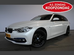 BMW 3-serie Touring - 318i Luxury Clima Navigatie LED Panoramadak 18'Inch Goed Onderhouden Inruil Mogelijk
