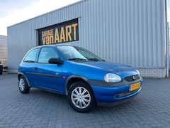 Opel Corsa - 1.4i Strada | STUURBEKR | APK 03-2027 |