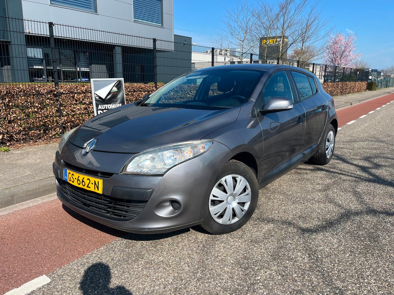 Renault Mégane - 1.6 Authentique Airco Parkeersensoren-Achter - AutoWereld.nl