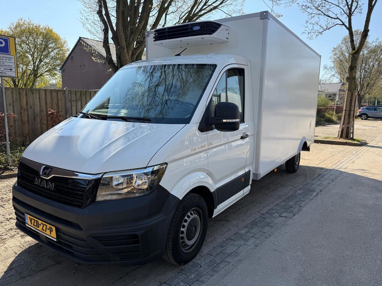 MAN TGE - 35 2.0 Lang L4 AUT, Koel, Luchtvering - AutoWereld.nl