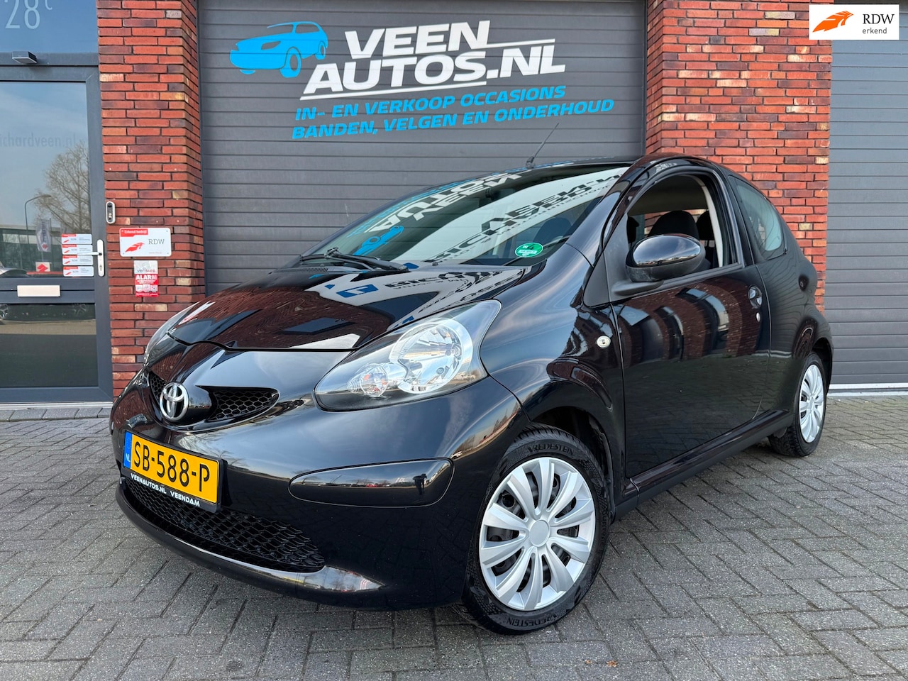 Toyota Aygo - 1.0-12V Airco Apple Carplay Navigatie - AutoWereld.nl
