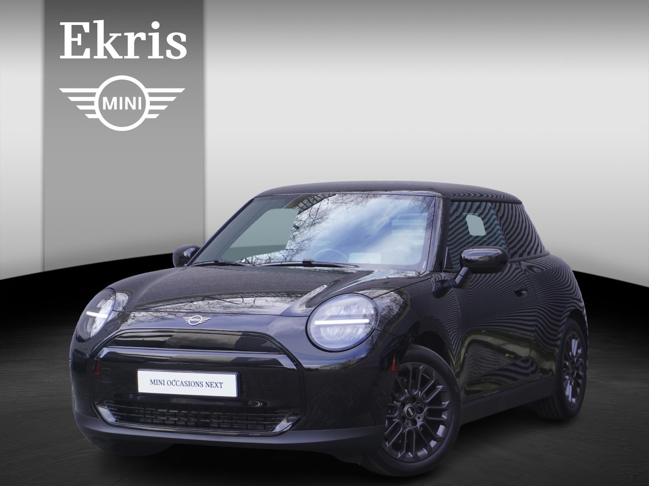 MINI Cooper - 3-deurs E Blackyard | MINI Head-Up Display | Driving Assistant | Alarmsysteem | LED-koplam - AutoWereld.nl