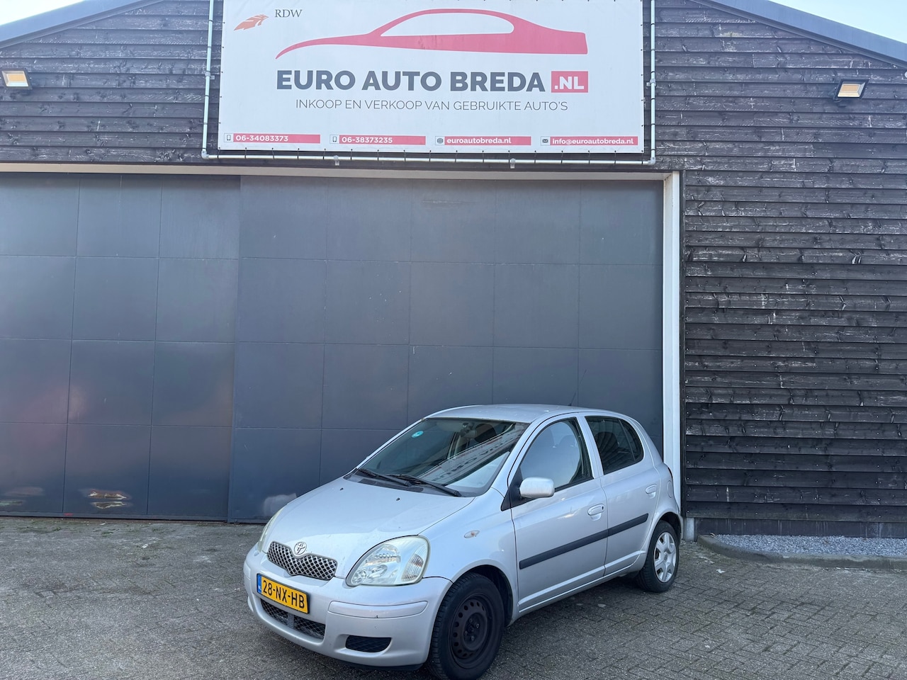 Toyota Yaris - 1.3 VVT-i Sol AUTOMAAT - AutoWereld.nl