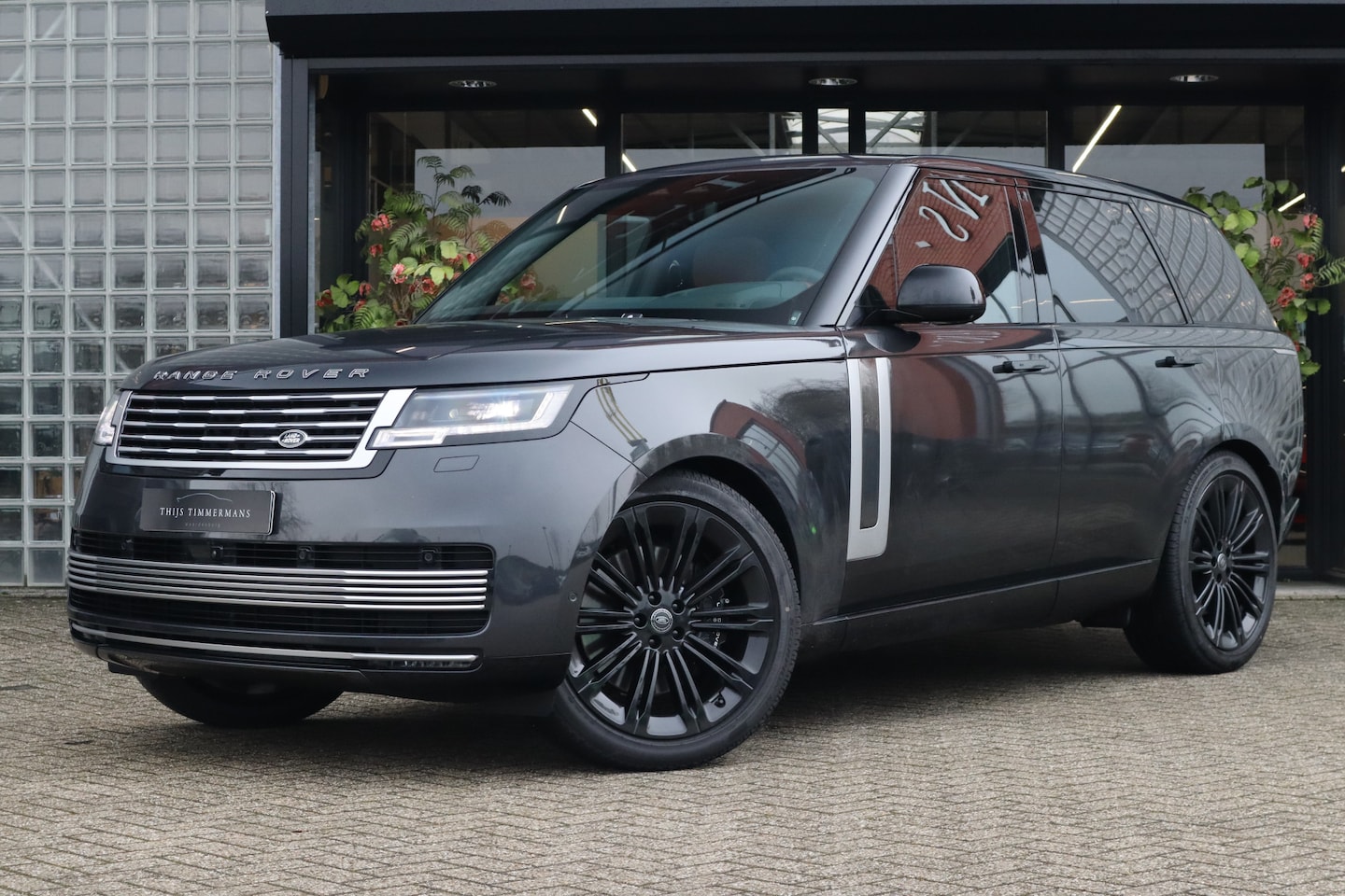 Land Rover Range Rover - P615 SV | Meridian Signature Audio, Achterasbesturing, Massage, Trekhaak, Panoramadak, Stu - AutoWereld.nl