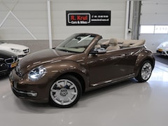 Volkswagen Beetle Cabriolet - 1.2 TSI 70'S Leer 18 inch Beige kap Toffeebruin Xenon Airco-ecc Parkeersensoren 1e Eigenaa