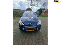 Peugeot 307 SW - 2.0-16V Premium met panoramadak