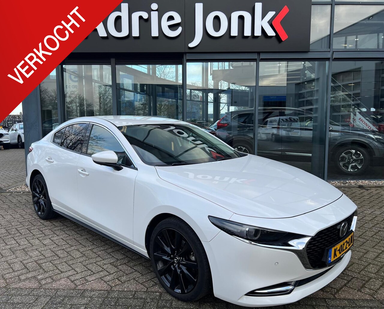 Mazda 3 - 2.0 e-SkyActiv-X M Hybrid 180 Luxury | AUTOMAAT | NED. AUTO | DEALER ONDERHOUDEN | I-ACTIV - AutoWereld.nl