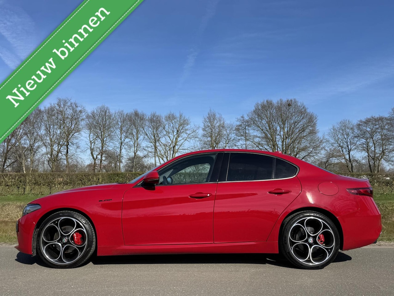 Alfa Romeo Giulia - 2.2jtdm, 87dkm, 240pk, 19 inch, flippers - AutoWereld.nl