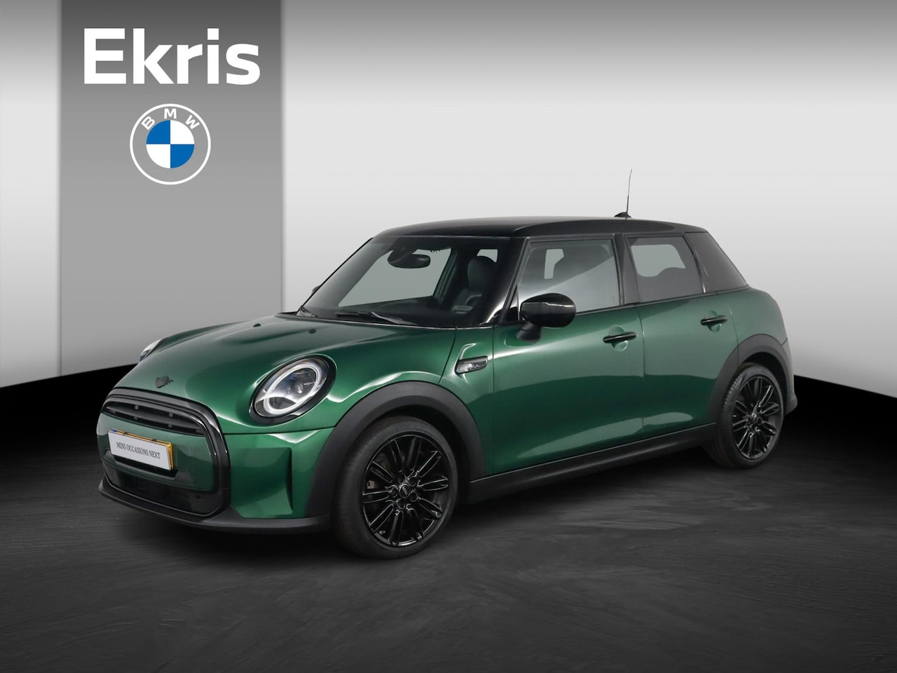 MINI Cooper - Mini 1.5 Camden Edition | cruise control | Sportstoelen | parkeersensor achter | Lederen b - AutoWereld.nl