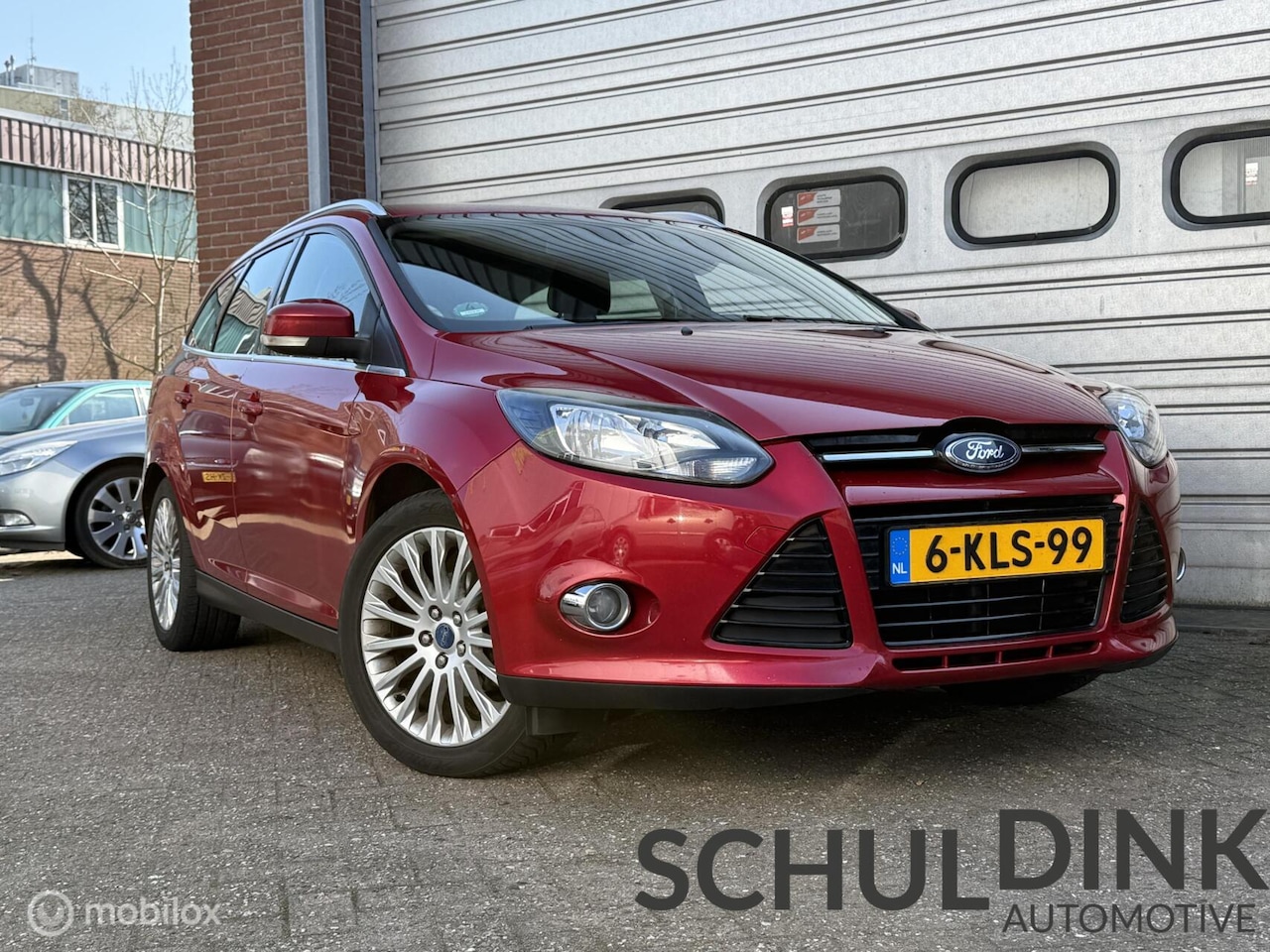 Ford Focus Wagon - 1.6 First Edition TREKHAAK|STOELVERWARMING - AutoWereld.nl